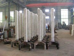 Anode assembly for electrolytic aluminium